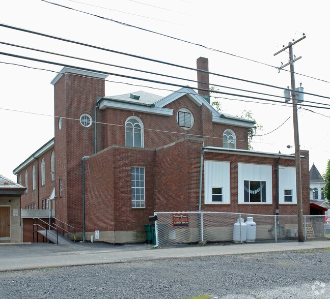 More Photos Of 1160 Chestnut St, Kulpmont Freestanding For Sale