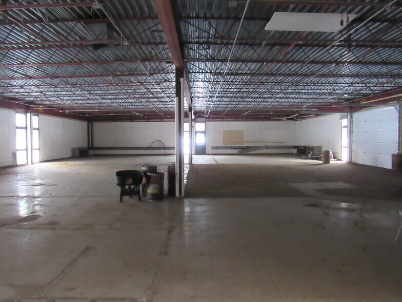 More Photos Of 201 Hoovertown Rd, Penfield Flex For Sale