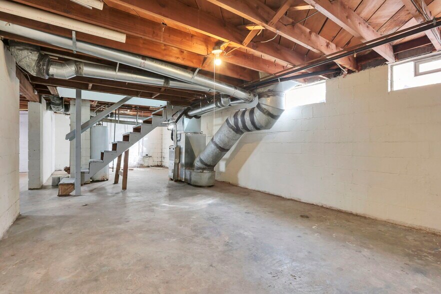 More Photos Of 1865-1867 Agler Rd, Columbus Multifamily For Sale