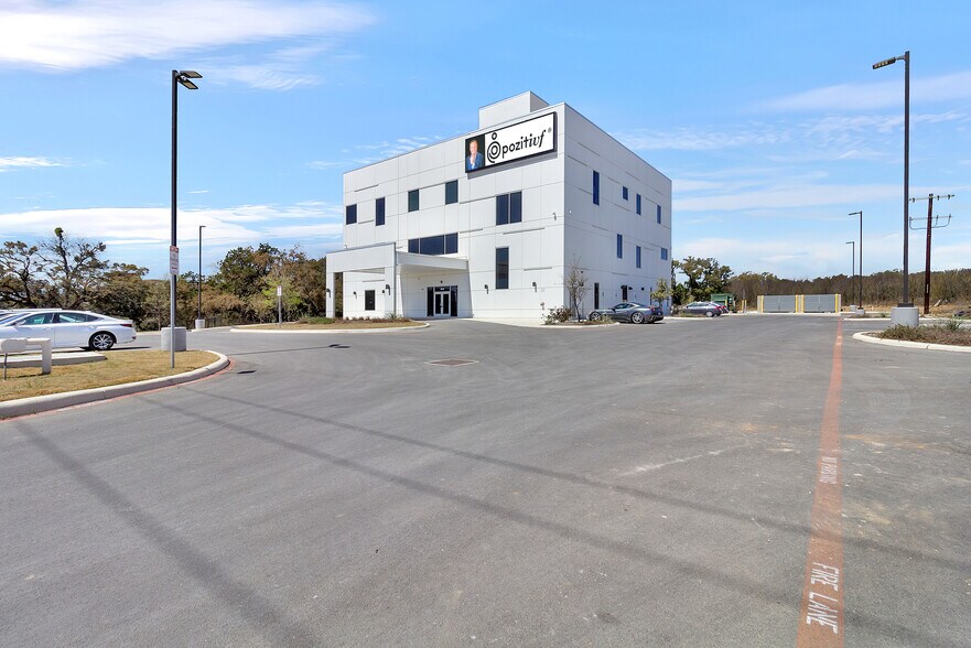 More Photos Of 4515 N Loop 1604 W, San Antonio Medical For Lease