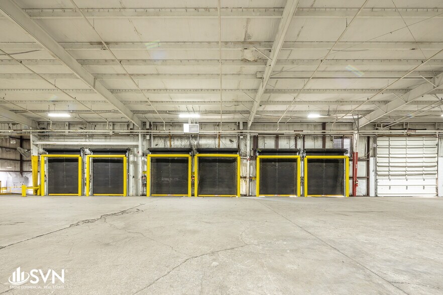 More Photos Of 1285 Enterprise Dr, Winchester Warehouse For Lease