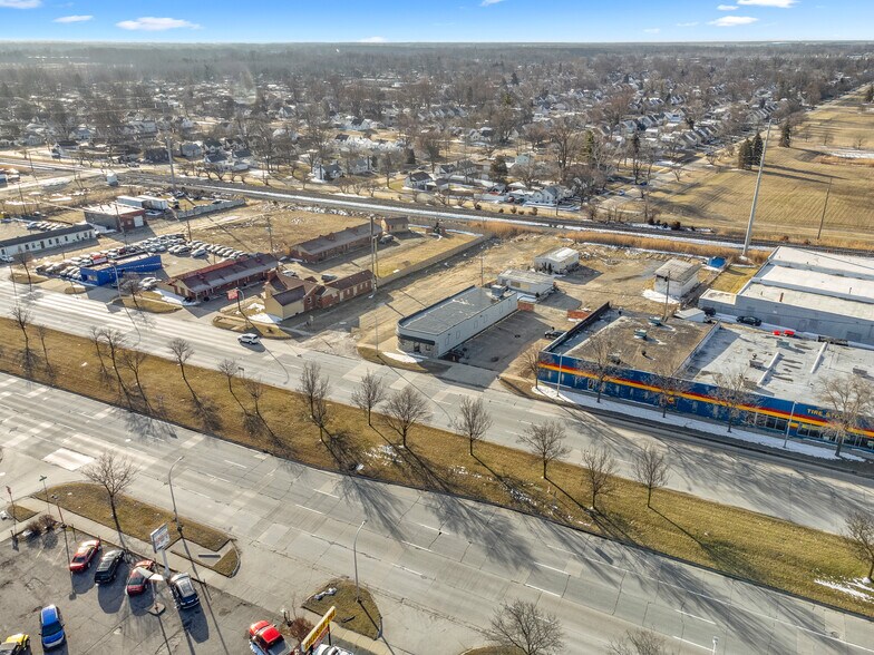 More Photos Of 32413 Michigan Ave, Wayne Freestanding For Sale