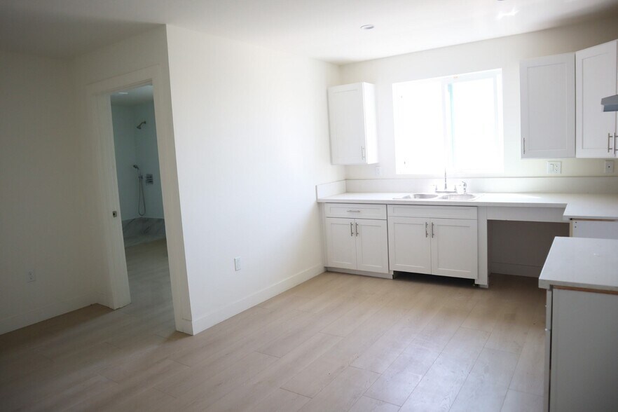 More Photos Of 8717 S Central Ave, Los Angeles Apartments For Sale