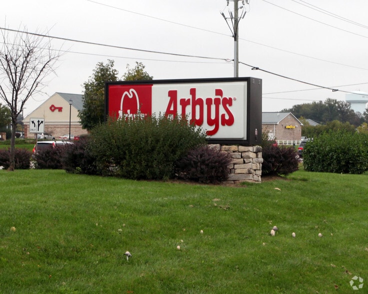 More Photos Of 4087 W Powell Rd, Powell Fast Food For Lease