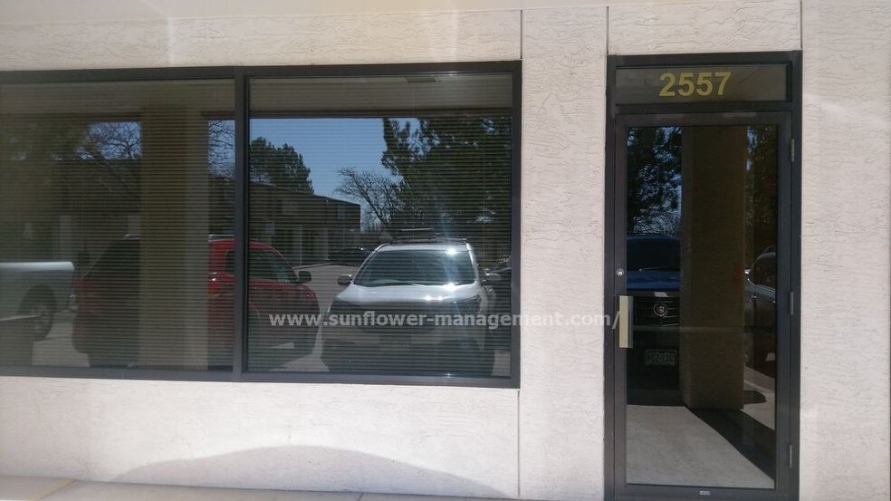 More Photos Of 2537-2579 Airport Rd, Colorado Springs General Retail For Lease