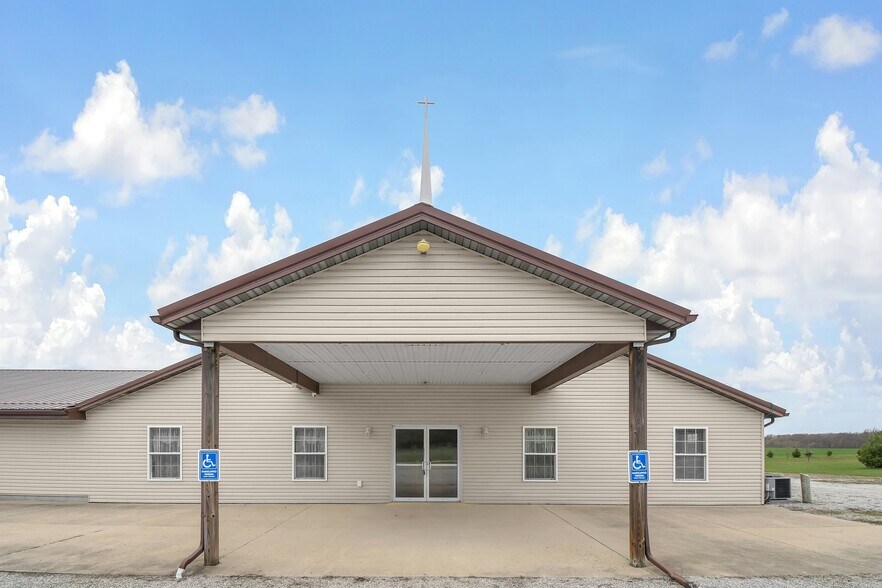 More Photos Of 2598 E Smiley Ave, Shelby Religious Facility For Sale