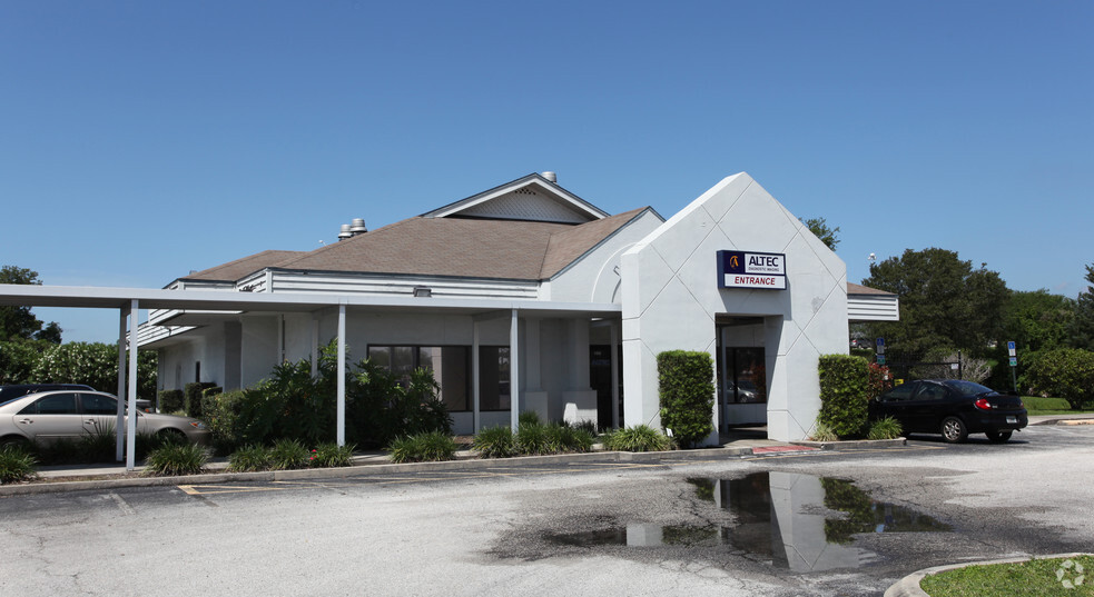 Primary Photo Of 5562 Spring Park Rd, Jacksonville Medical For Lease