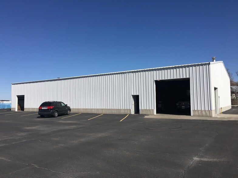 More Photos Of 1463 Commerce Way, Idaho Falls Warehouse For Sale