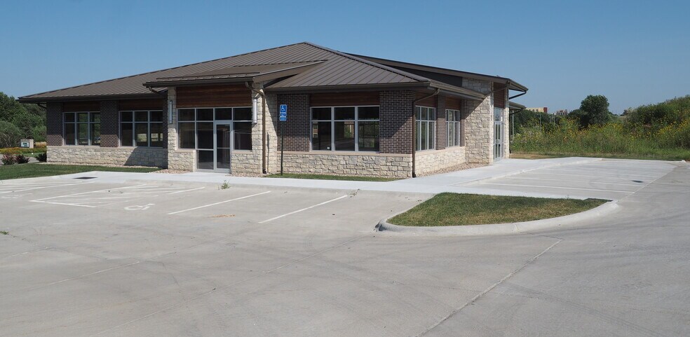 Primary Photo Of 8035 Eiger Dr, Lincoln Office For Lease