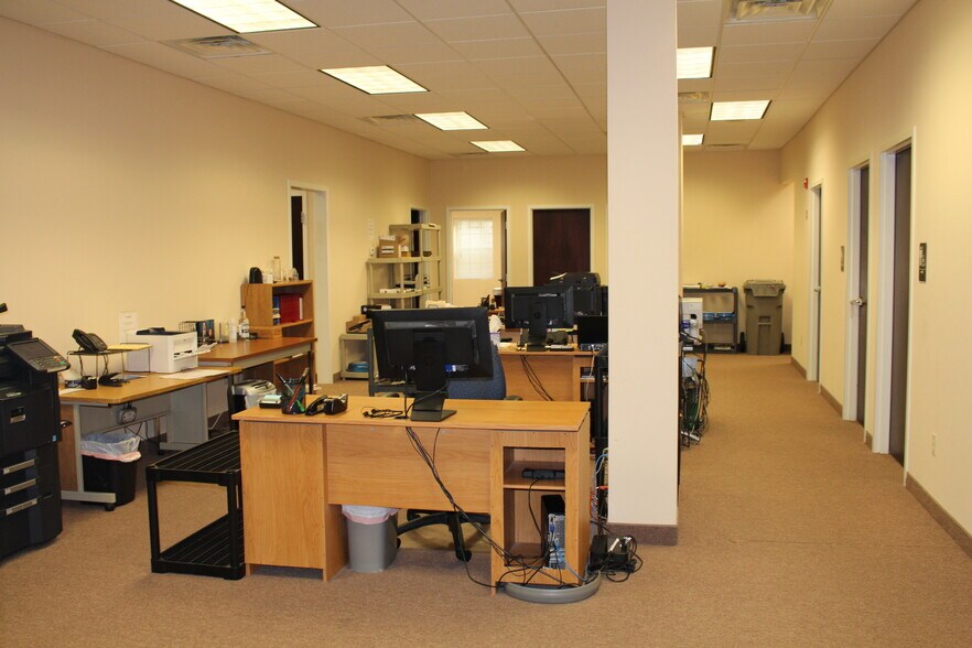 More Photos Of 491 Amwell Rd, Hillsborough Office For Sale
