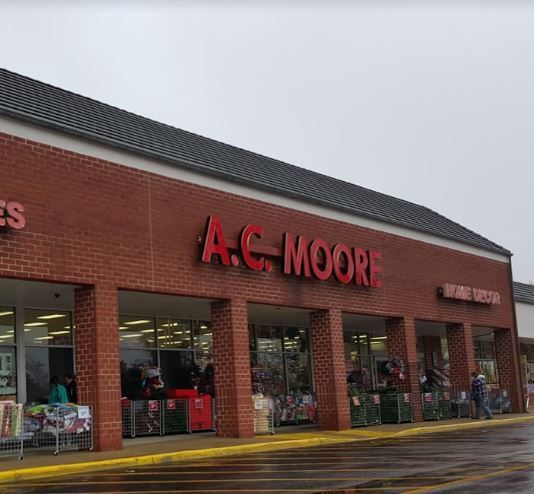 More Photos Of 5007 Victory Blvd, Yorktown General Retail For Lease