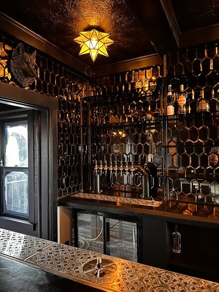 More Photos Of 2014 Main St, Vancouver General Retail For Sale