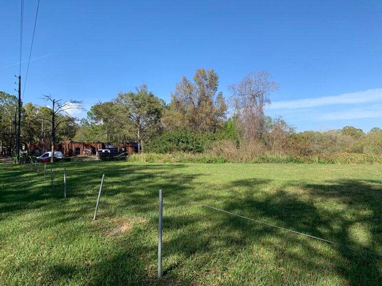 More Photos Of 513 Eichenfeld Dr, Brandon Land For Sale