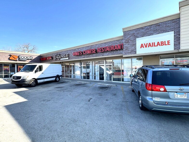 More Photos Of 12201-12217 S Pulaski Rd, Alsip Storefront For Lease