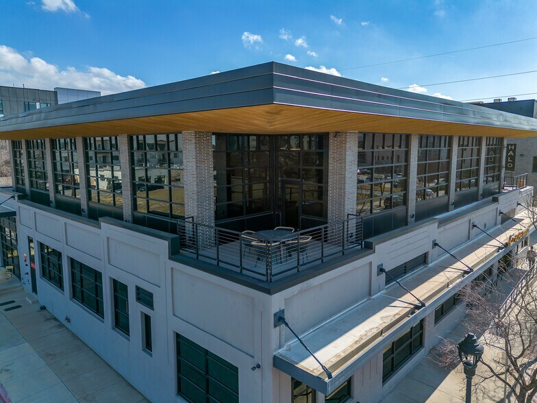 More Photos Of 451 S Main St, Fort Worth Office For Lease