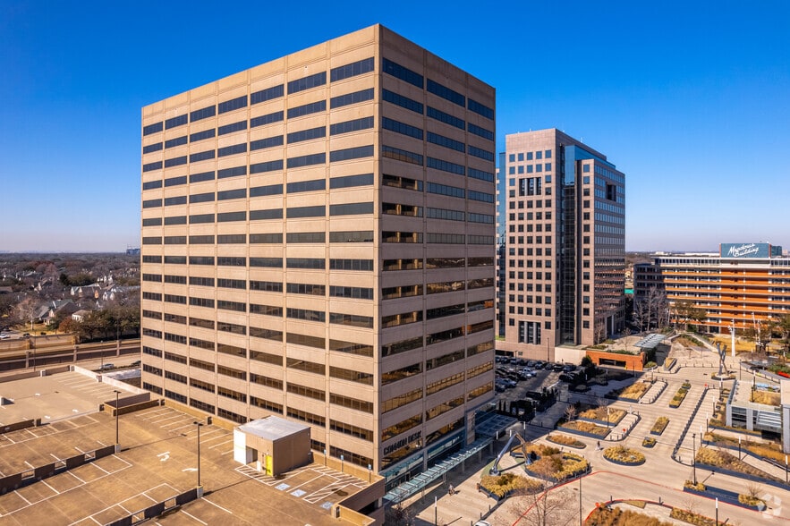 More Photos Of 6688 N Central Expy, Dallas Unknown For Lease