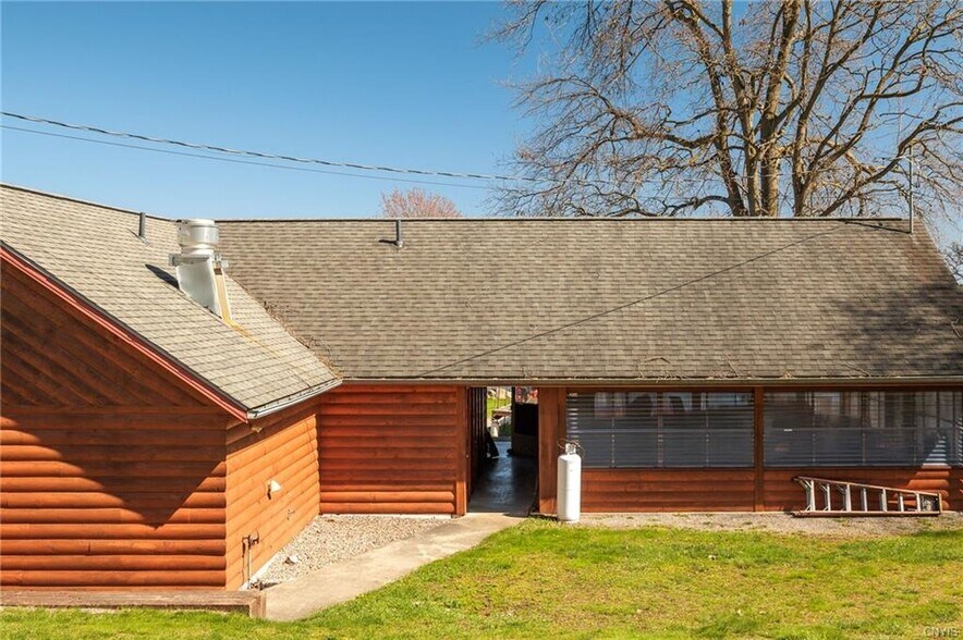 More Photos Of 2468 County Route 6, Hammond Hotel For Sale