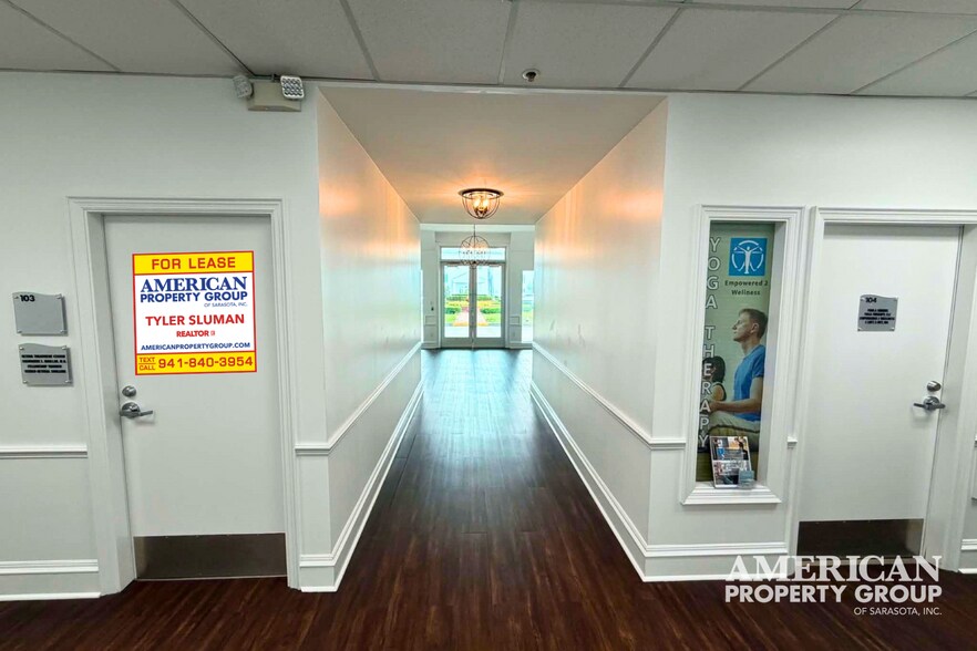 More Photos Of 1219 S East Ave, Sarasota Medical For Sale