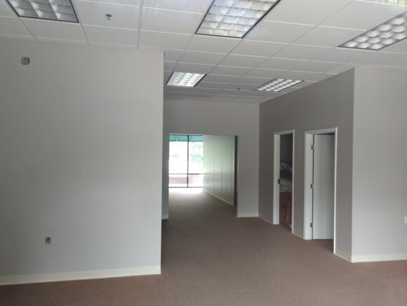 More Photos Of 6780 NE Roswell Rd, Atlanta Unknown For Lease