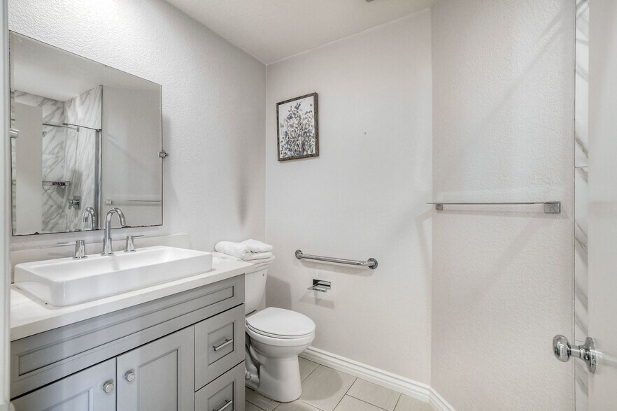 More Photos Of 6809 Corintia St, Carlsbad Multifamily For Sale