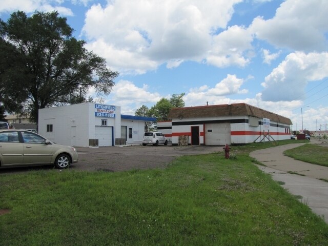 More Photos Of 2908 E Clairemont Ave, Eau Claire General Retail For Sale