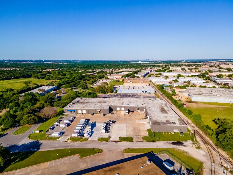 More Photos Of 1170-1180 109th St, Grand Prairie Industrial For Sale