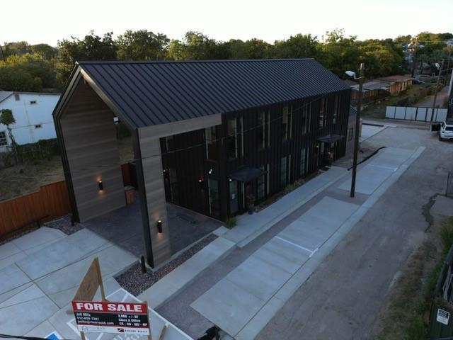 More Photos Of 2318 Morelos, Austin Office For Sale