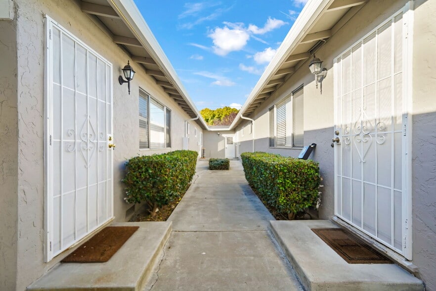 More Photos Of 2421 Karen Dr, Santa Clara Apartments For Sale