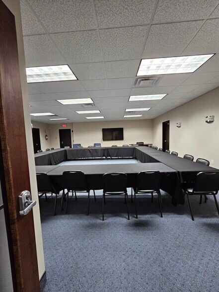 More Photos Of 9307 Maumelle Blvd, Maumelle Medical For Lease