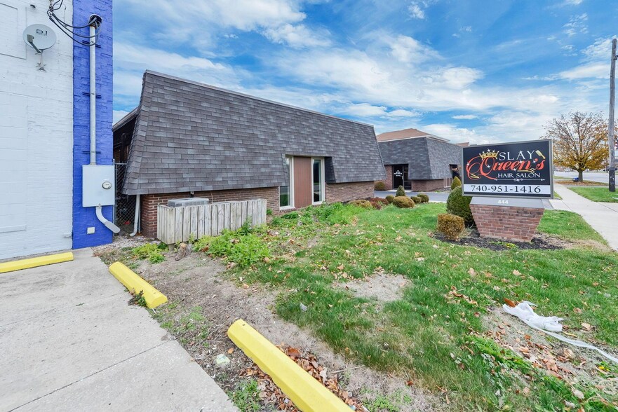 More Photos Of 444-454 E Center St, Marion Office For Sale