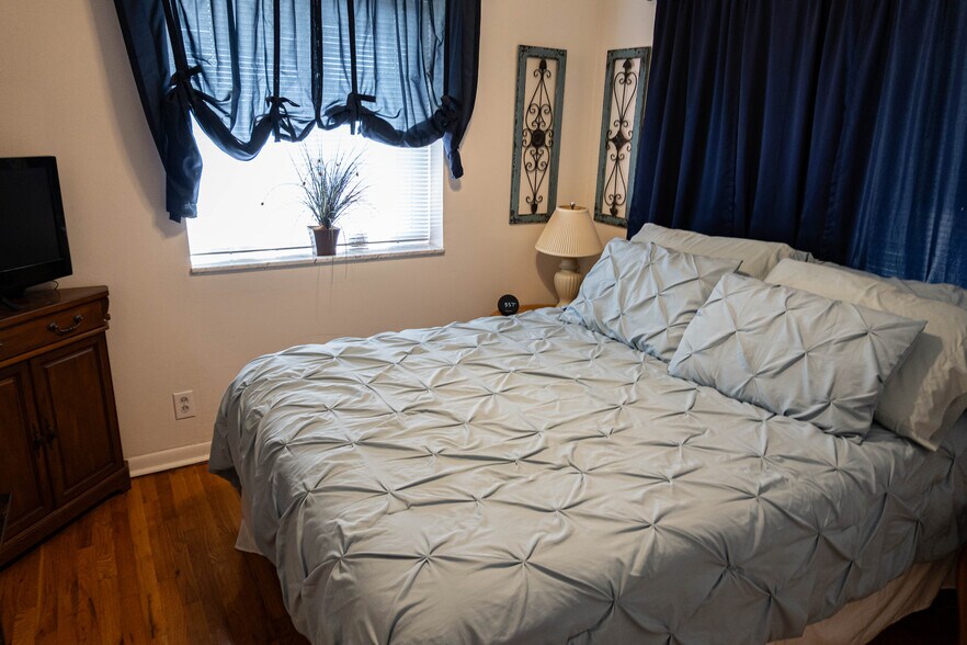 More Photos Of 4600-4612 Murdoch Cut OFF, Saint Louis Apartments For Sale