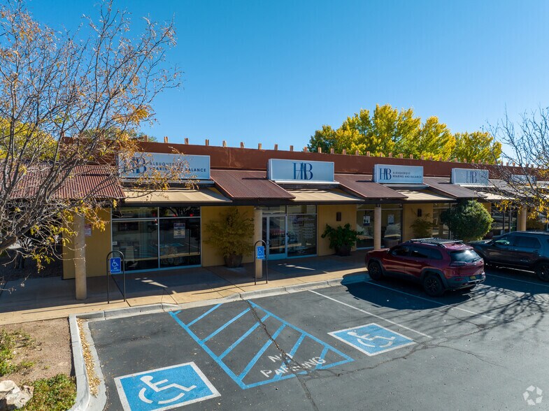 More Photos Of 10700 Corrales Rd NW, Albuquerque Storefront For Lease