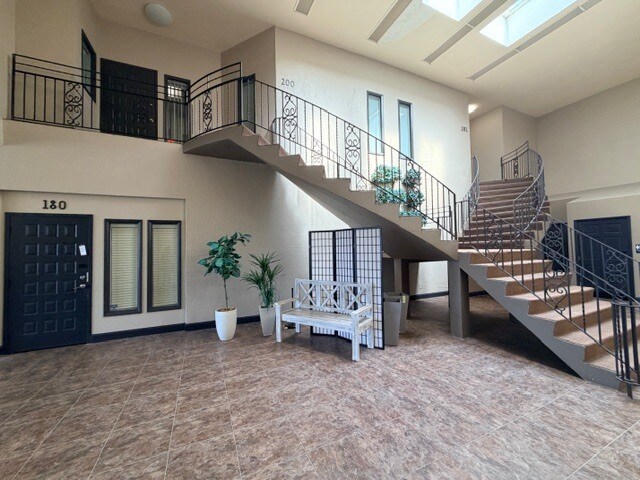 Primary Photo Of 115-121 S Palmetto Ave, Daytona Beach Office For Lease