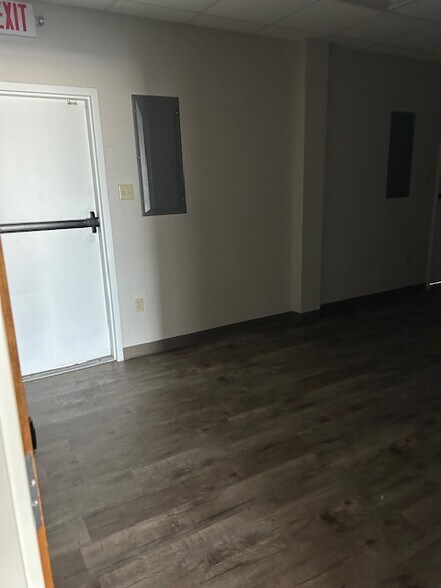 More Photos Of 6285 Highway 167 N, Winnfield Loft Creative Space For Lease