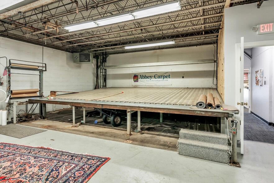 More Photos Of 223 Winthrop Ave, Lawrence Manufacturing For Sale