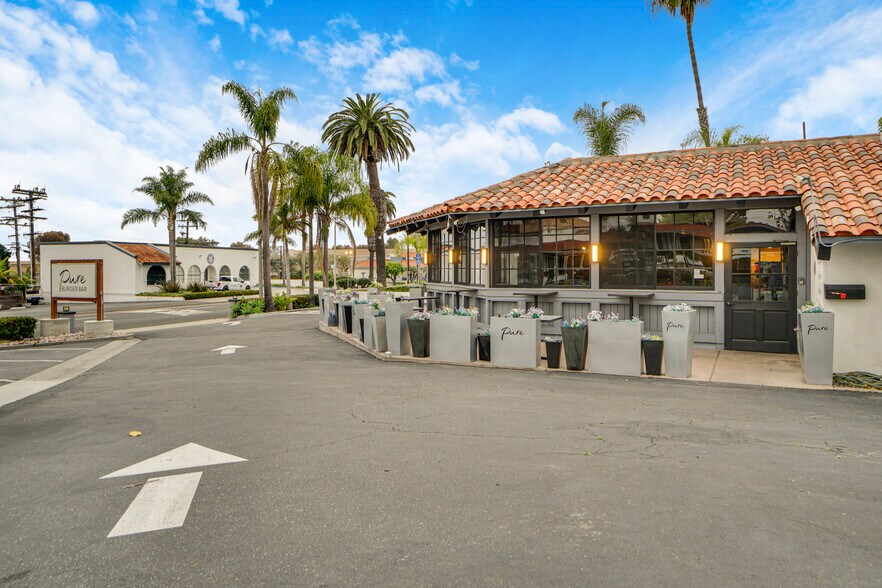 More Photos Of 1925 S El Camino Real, San Clemente Restaurant For Sale