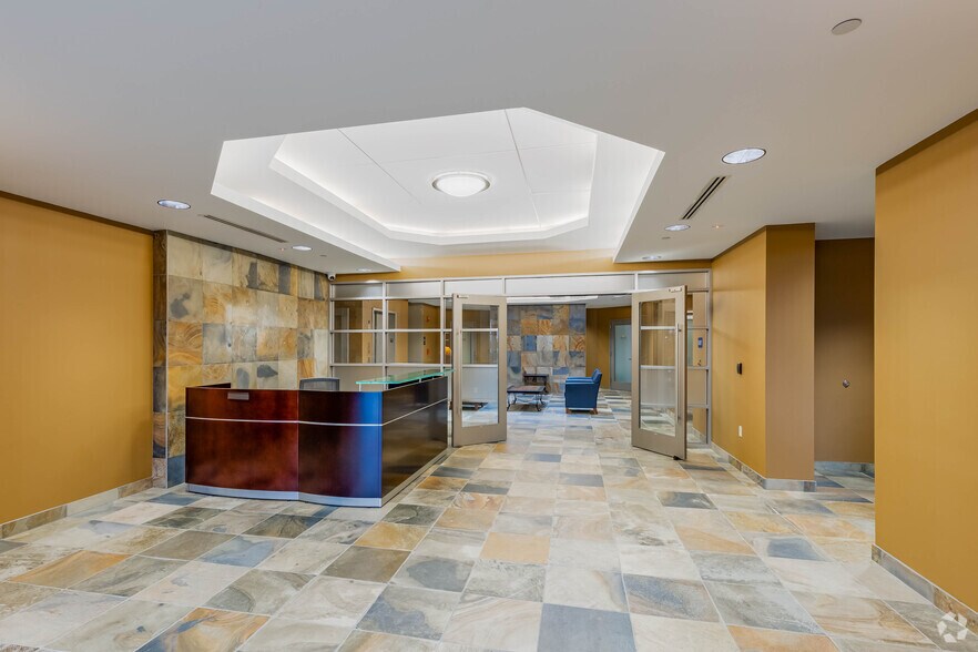 More Photos Of 1605 Coraopolis Heights Rd, Moon Township Office For Lease