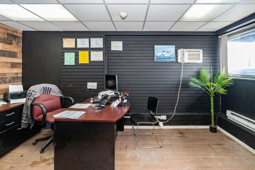 More Photos Of 1220 Broad St, Central Falls Auto Repair For Sale