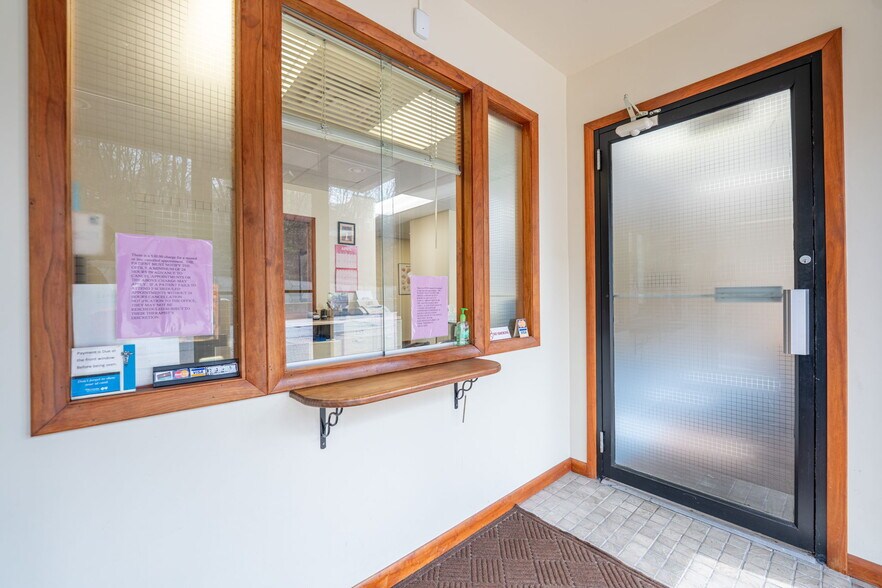 More Photos Of 3519 Bigelow Blvd, Pittsburgh Office For Sale