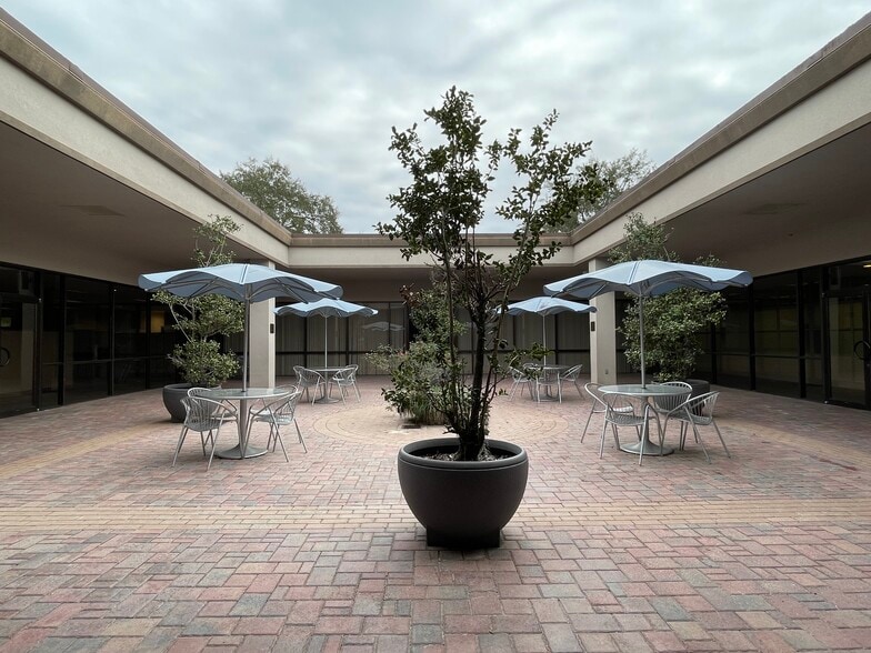 More Photos Of 7201 Nw 11th Pl, Gainesville Office For Sale