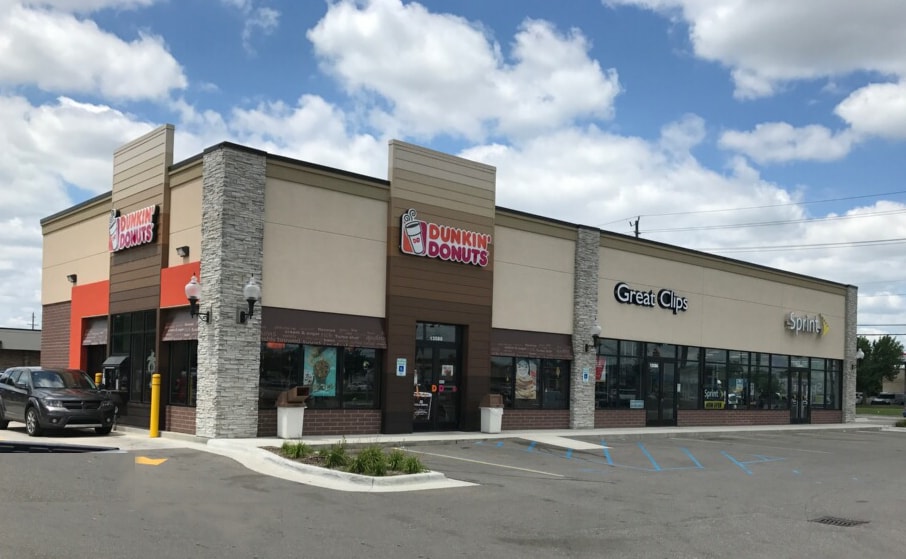 Primary Photo Of 13582-13588 E 14 Mile Rd, Warren Freestanding For Lease