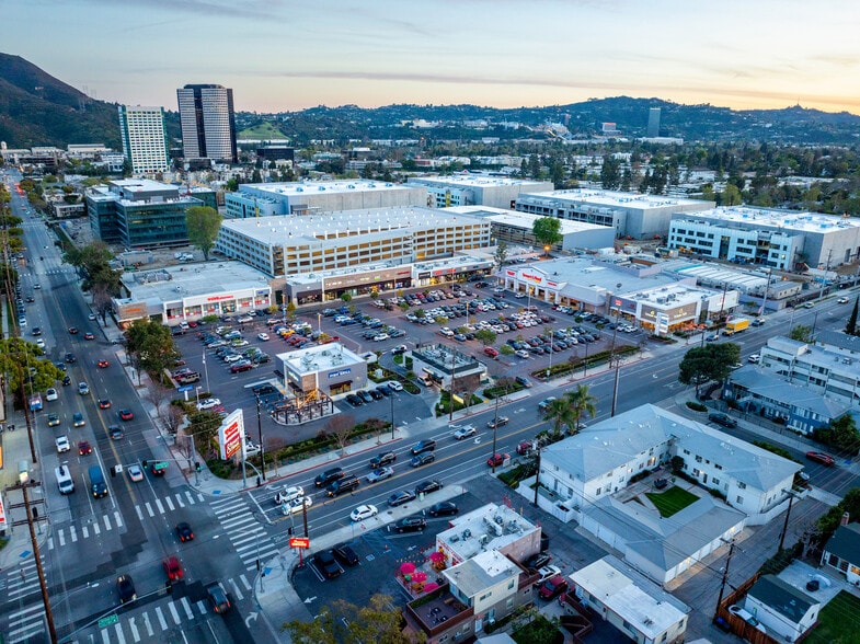 More Photos Of 509-531 N Hollywood Way, Burbank Unknown For Lease