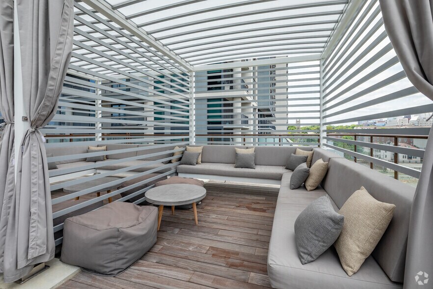 More Photos Of 800 19th Ave South, Nashville Apartments For Lease