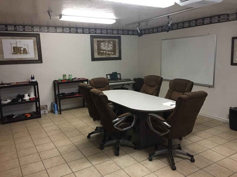 More Photos Of 180 W 900 N, Springville Warehouse For Sale