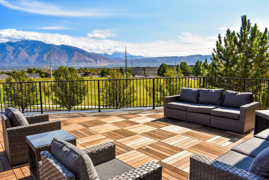 More Photos Of 10718 S Beckstead Ln, South Jordan Coworking Space