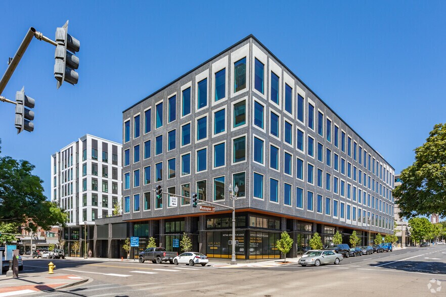 More Photos Of 808 Washington St, Vancouver Office Residential For Lease