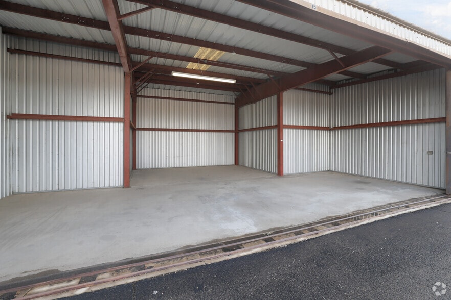 More Photos Of 545 Kenney St, El Cajon Unknown For Lease