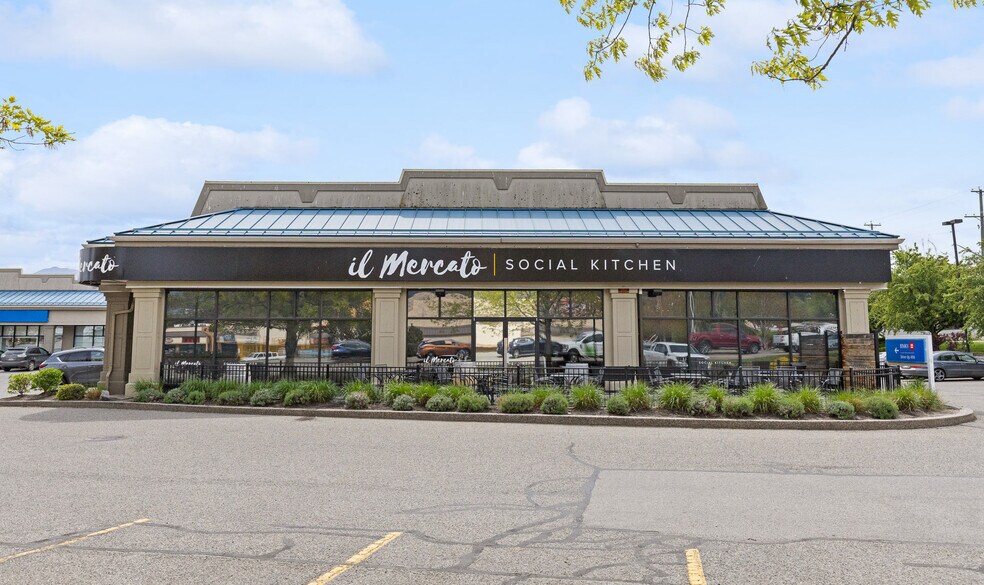 More Photos Of 3640 Gossett Rd, West Kelowna General Retail For Sale