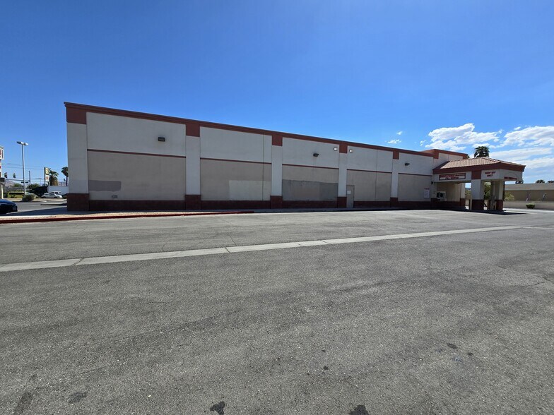 More Photos Of 4391 E Washington Ave, Las Vegas Drugstore For Sale