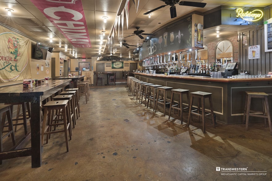 More Photos Of 7514 Wisconsin Ave, Bethesda Office For Lease